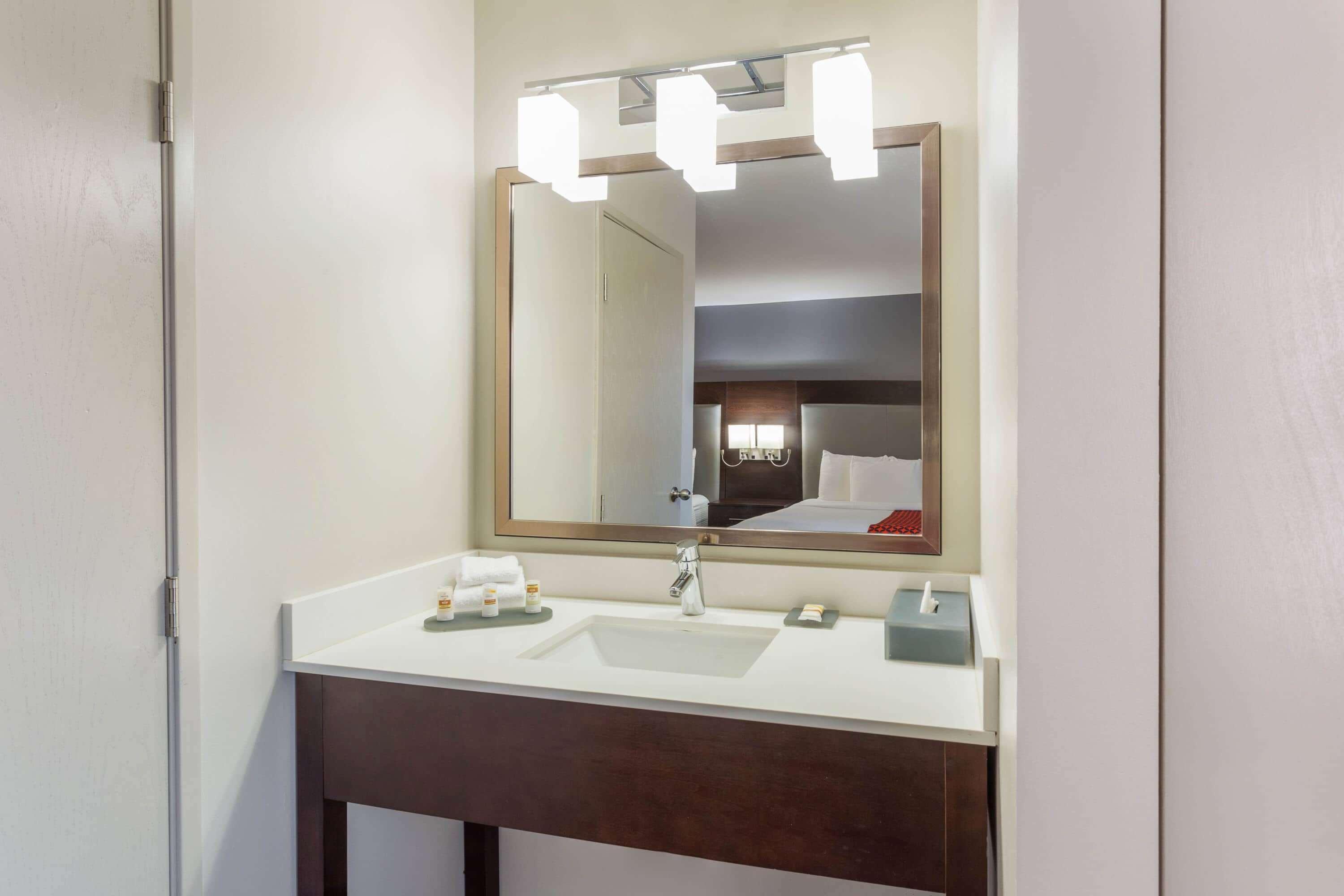 La Quinta By Wyndham Rockford Hotel Buitenkant foto